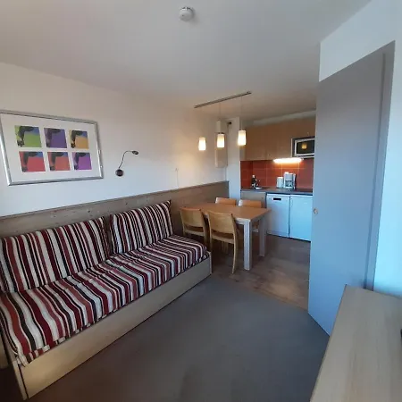 La Tania, 2 Pieces, 4 Personnes - Fr-1-513-92 Apartment
